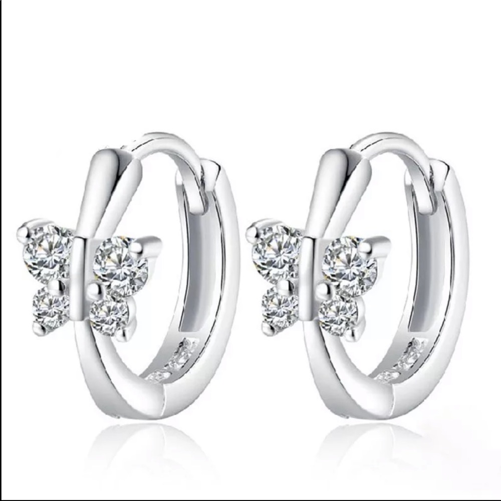 New Women’s 925 Silver Cute Butterfly Earrings - Picture 4 of 5